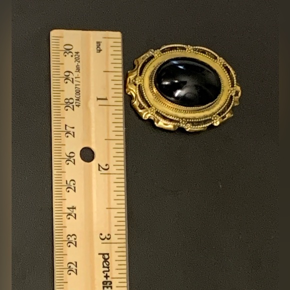 Signed Original By Robert Oval Victorian Black Glass Cabochon Brooch / Pendant - Picture 13 of 13